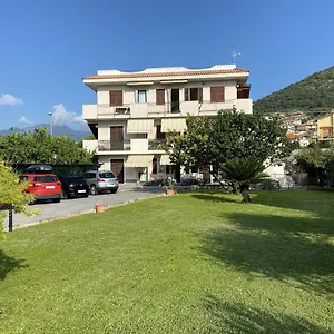 Aparthotel I Fiori Di Pietra, Pietra Ligure